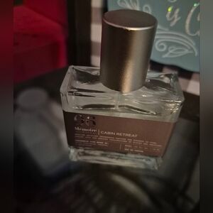 Memoire Cabin Retreat Fragrance with Silver Cap